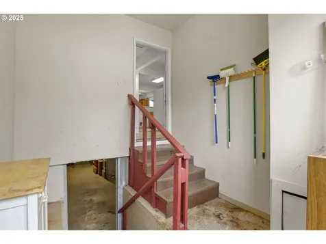 6027 N Greeley Avenue Portland OR 97217