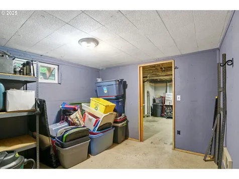 6027 N Greeley Avenue Portland OR 97217