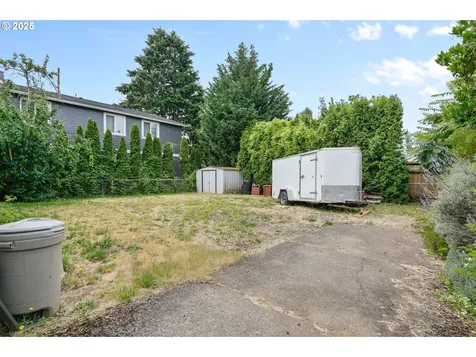 6027 N Greeley Avenue Portland OR 97217