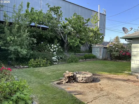2249 Arthur Drive Reedsport OR 97467