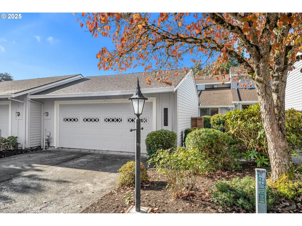 9590 SW Brentwood Place Portland OR 97224