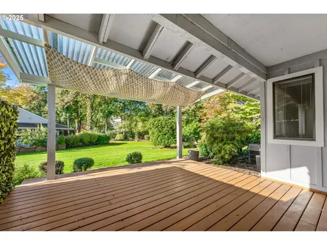 9590 SW Brentwood Place Portland OR 97224