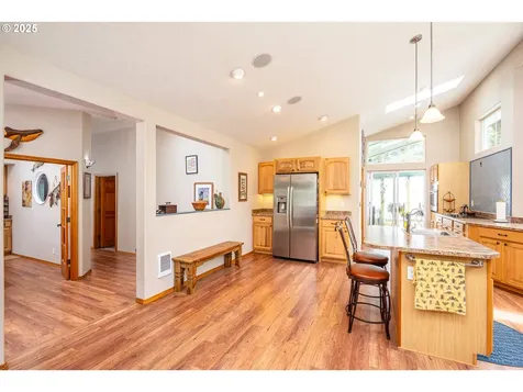 3877 SW Dahlia Lane Waldport OR 97394