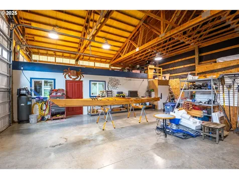 3877 SW Dahlia Lane Waldport OR 97394