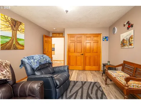 3877 SW Dahlia Lane Waldport OR 97394