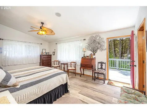 3877 SW Dahlia Lane Waldport OR 97394