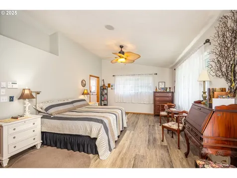 3877 SW Dahlia Lane Waldport OR 97394
