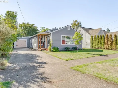 834 SE Shady Street Mcminnville OR 97128