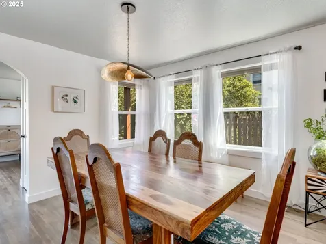 834 SE Shady Street Mcminnville OR 97128