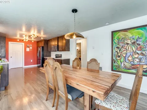 834 SE Shady Street Mcminnville OR 97128