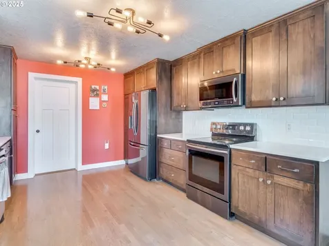 834 SE Shady Street Mcminnville OR 97128