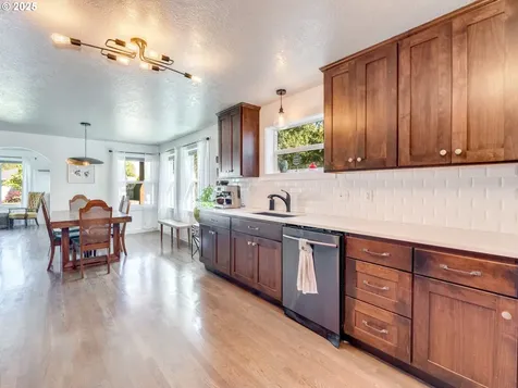 834 SE Shady Street Mcminnville OR 97128