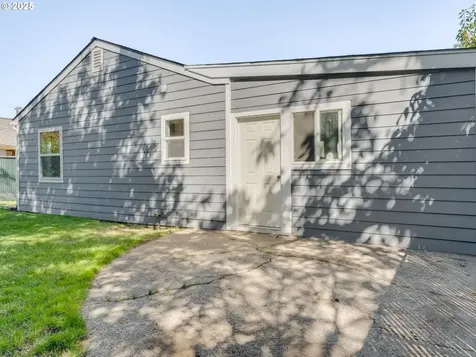 834 SE Shady Street Mcminnville OR 97128