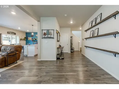 2918 Fenya Street Springfield OR 97477