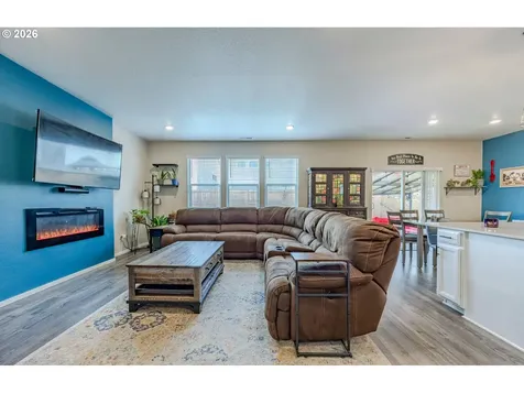 2918 Fenya Street Springfield OR 97477