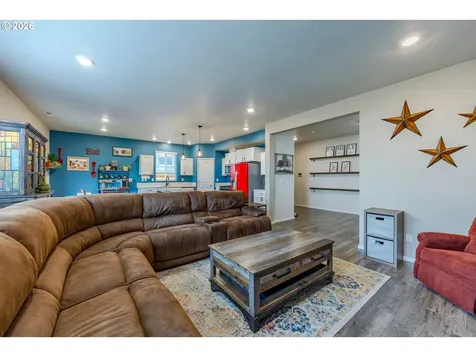 2918 Fenya Street Springfield OR 97477