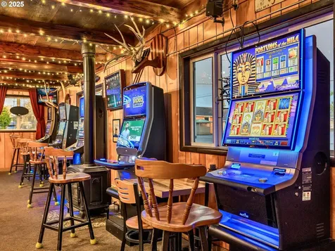 996 Pacific Drive Hammond OR 97121