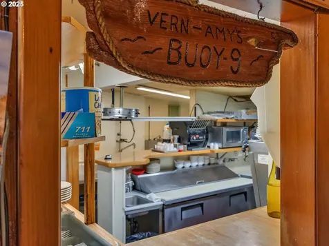 996 Pacific Drive Hammond OR 97121