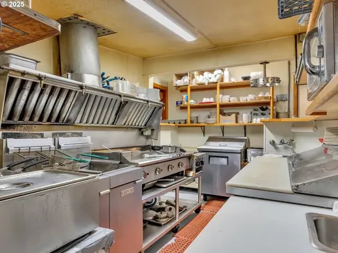 996 Pacific Drive Hammond OR 97121