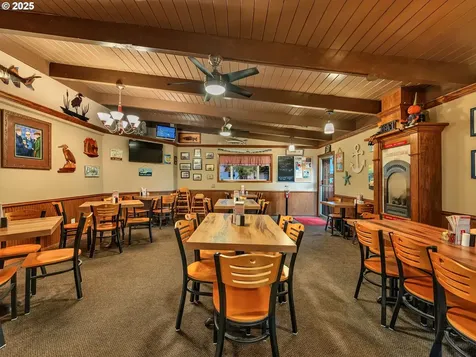 996 Pacific Drive Hammond OR 97121