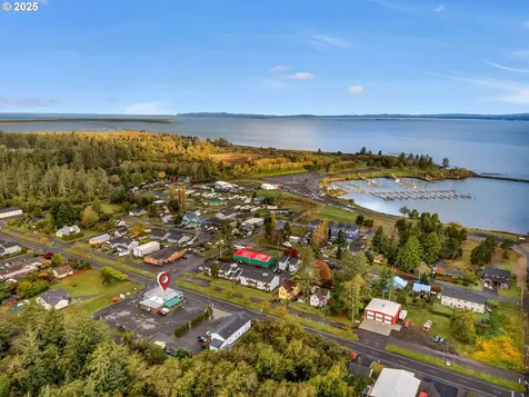 996 Pacific Drive Hammond OR 97121