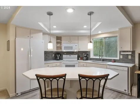 12526 SW Bexley Lane Portland OR 97224