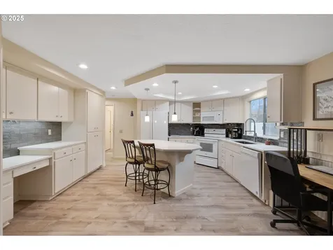 12526 SW Bexley Lane Portland OR 97224