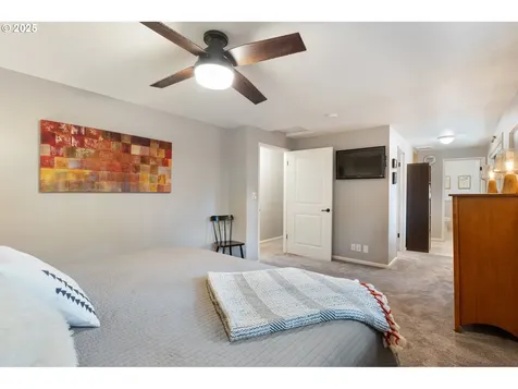 2025 Marylwood Court West Linn OR 97068