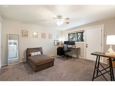 2025 Marylwood Court West Linn OR 97068