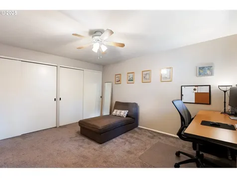 2025 Marylwood Court West Linn OR 97068