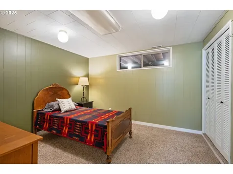 2025 Marylwood Court West Linn OR 97068