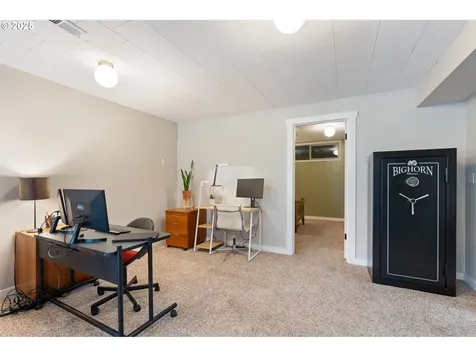 2025 Marylwood Court West Linn OR 97068