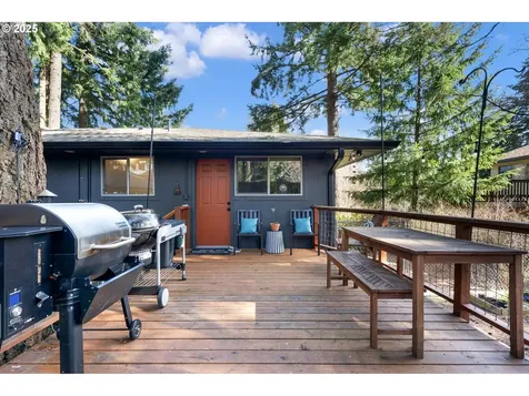 2025 Marylwood Court West Linn OR 97068