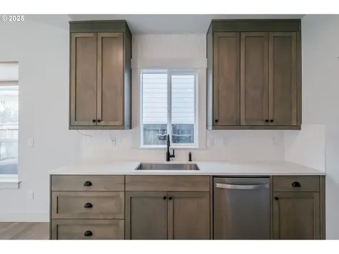 114 NW Beaver Court Dallas OR 97338