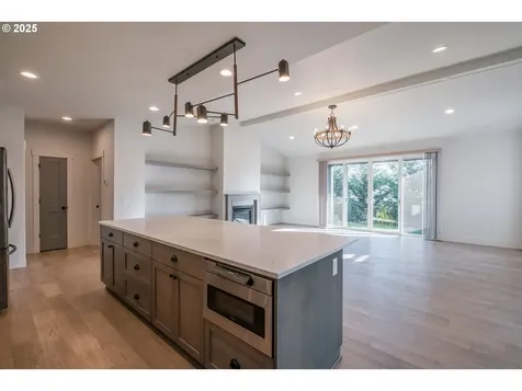 114 NW Beaver Court Dallas OR 97338