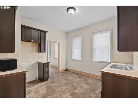 113 NE Fremont Street Portland OR 97212