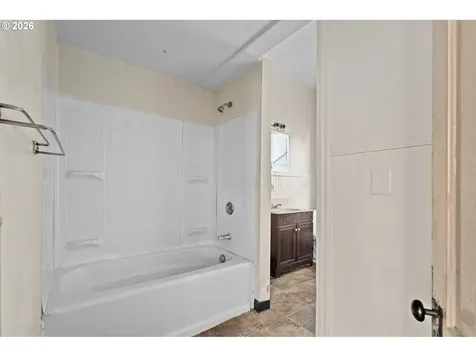 113 NE Fremont Street Portland OR 97212