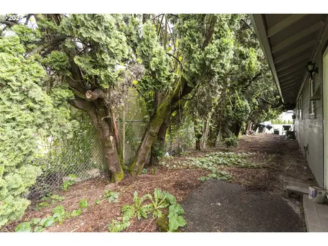 2097 Lewis River Road Woodland WA 98674