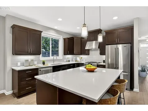 6123 NE 34th Avenue Portland OR 97211