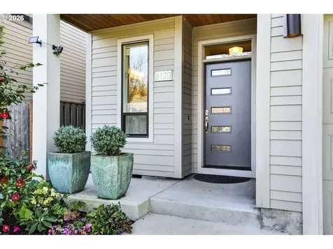 6123 NE 34th Avenue Portland OR 97211