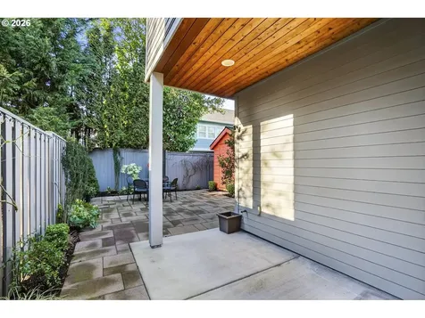 6123 NE 34th Avenue Portland OR 97211