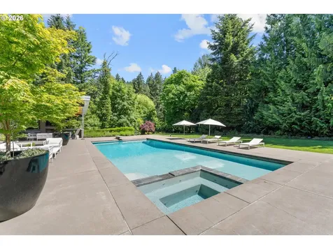 1510 S Buddington Street Portland OR 97219