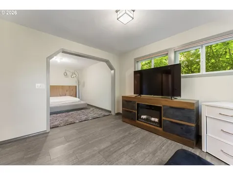 1198 Winsor Avenue North Bend OR 97459