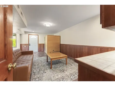 1198 Winsor Avenue North Bend OR 97459