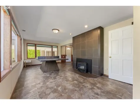 1198 Winsor Avenue North Bend OR 97459