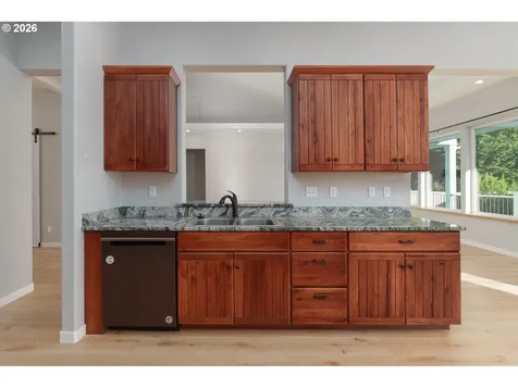 557 Shearwater Circle Bandon OR 97411