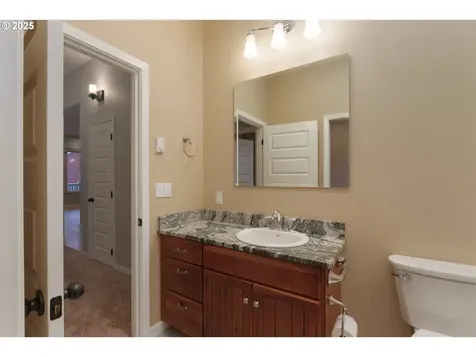557 Shearwater Circle Bandon OR 97411