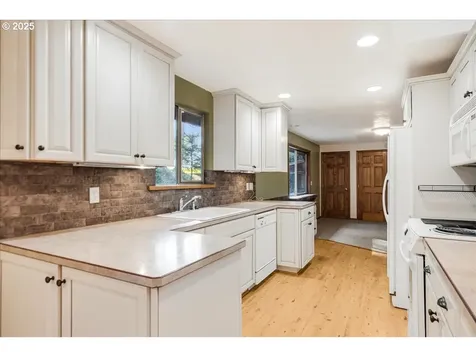 77 Nimmo Road Kalama WA 98625