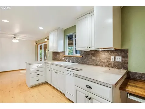 77 Nimmo Road Kalama WA 98625