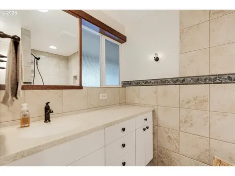77 Nimmo Road Kalama WA 98625